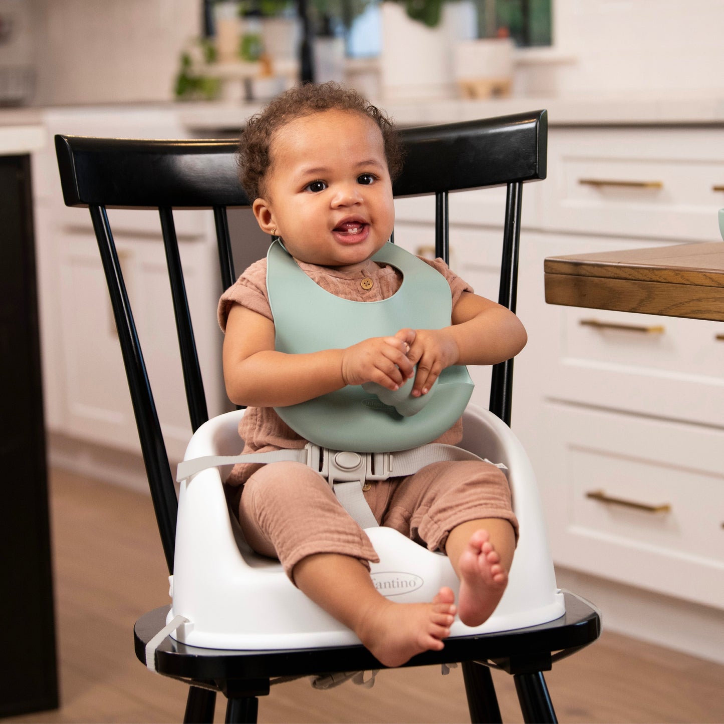 Simply Modern Booster Seat